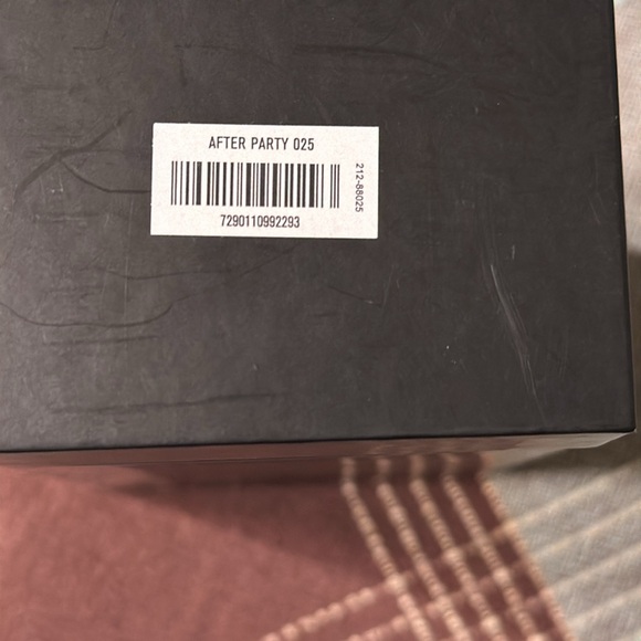 NEW IL MAKIAGE AFTER PARTY FOUNDATION - Picture 6 of 7